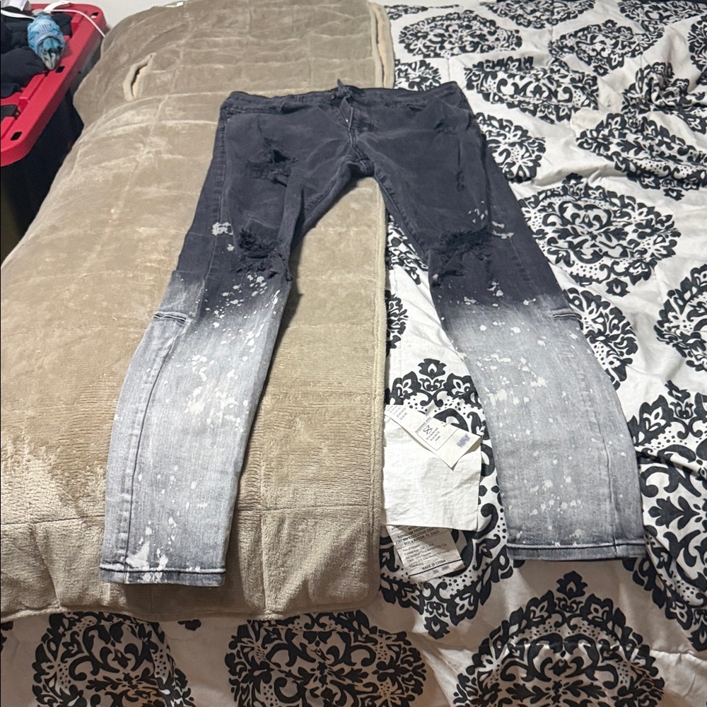 Forever 21 Black and Gray Ombre Skinny Jeans